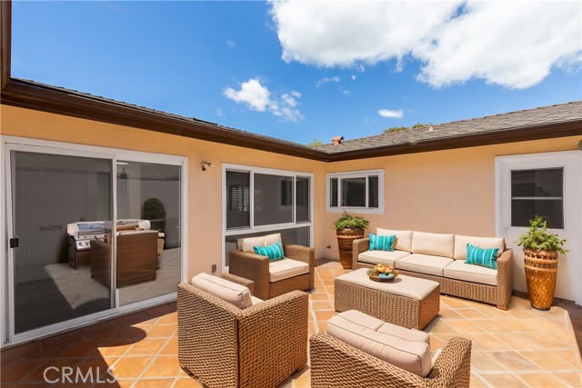 Detail Gallery Image 16 of 29 For 815 Cieneguitas Rd, Santa Barbara,  CA 93110 - 2 Beds | 2 Baths