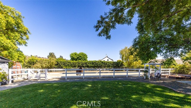 10762 Meads, Orange CA: https://media.crmls.org/medias/cf595856-451c-4c93-9a5d-3b78e63ce5c9.jpg