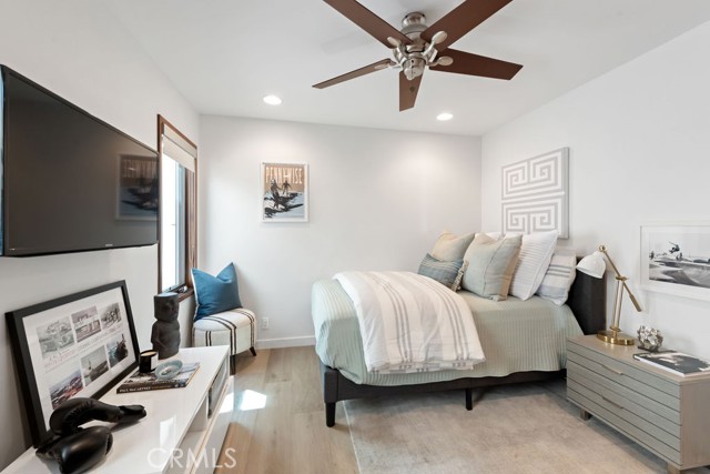 428 21st Place, Manhattan Beach, California 90266, 3 Bedrooms Bedrooms, ,2 BathroomsBathrooms,Residential,Sold,21st,SB23125584