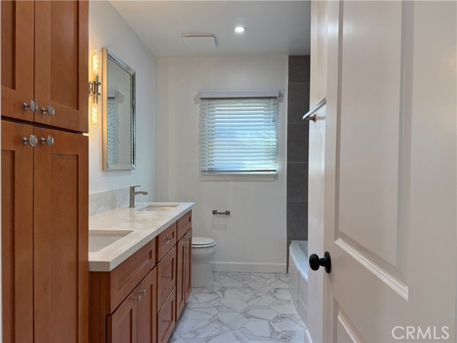 Detail Gallery Image 9 of 15 For 9642 Borson St, Downey,  CA 90242 - 3 Beds | 2 Baths