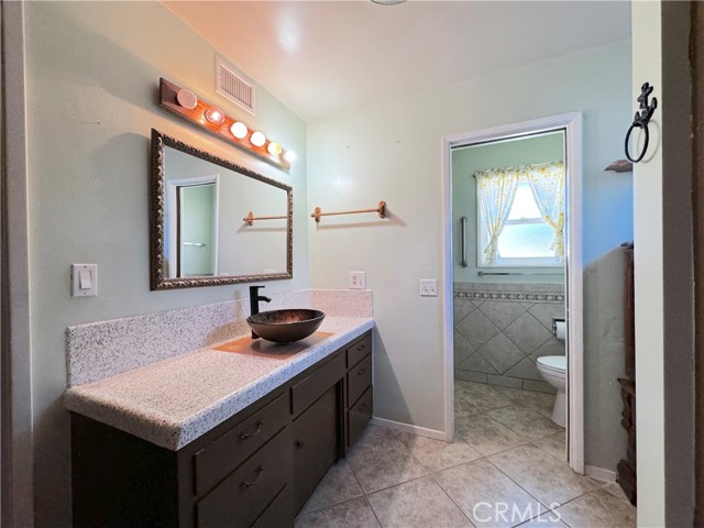 Detail Gallery Image 12 of 27 For 200 Terry Ln, Hemet,  CA 92544 - 3 Beds | 2 Baths