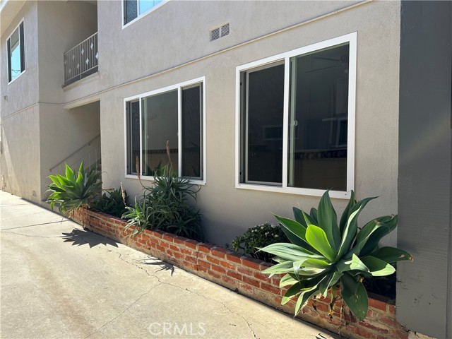 Detail Gallery Image 2 of 16 For 3424 W 170th St #2,  Torrance,  CA 90504 - 1 Beds | 1 Baths