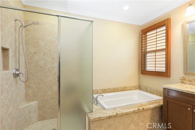 Detail Gallery Image 35 of 42 For 220 Kempton, Irvine,  CA 92620 - 3 Beds | 3 Baths