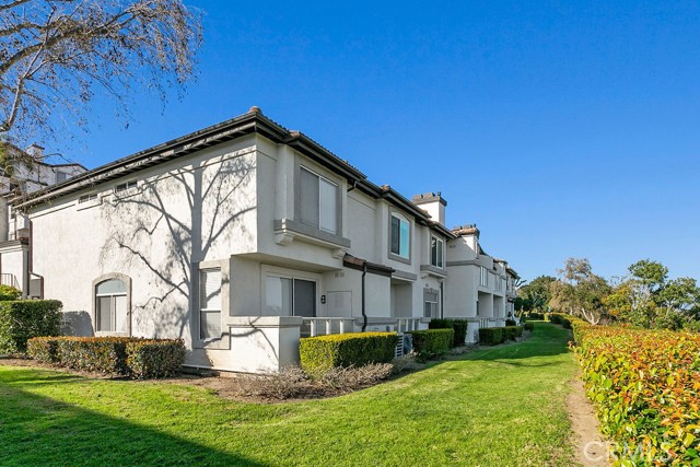 Detail Gallery Image 2 of 40 For 30902 Clubhouse 26b,  Laguna Niguel,  CA 92677 - 2 Beds | 2/1 Baths