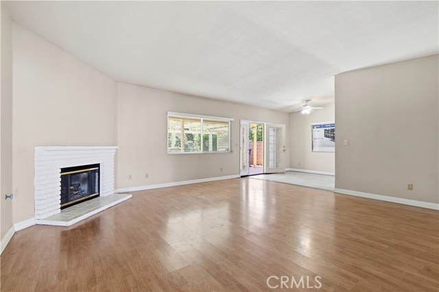 Detail Gallery Image 3 of 22 For 2635 Beech Tree, Hemet,  CA 92545 - 3 Beds | 2 Baths