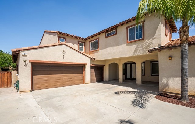 Detail Gallery Image 4 of 73 For 182 Monument, Perris,  CA 92570 - 5 Beds | 4/1 Baths