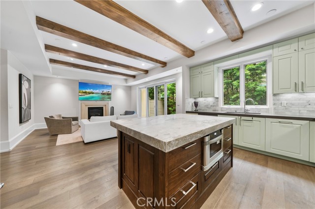 823 S Bundy Drive, Los Angeles CA: https://media.crmls.org/medias/cf60ab5a-fa3b-4ee2-8bd7-1f54b13c63a8.jpg