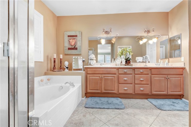 Detail Gallery Image 13 of 32 For 10686 Cayenne Way, Fontana,  CA 92337 - 4 Beds | 2/1 Baths