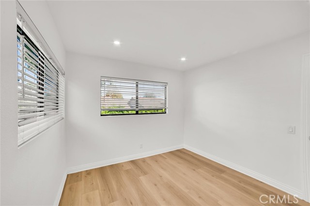 Detail Gallery Image 27 of 43 For 18839 Miranda, Tarzana,  CA 91356 - 4 Beds | 3 Baths