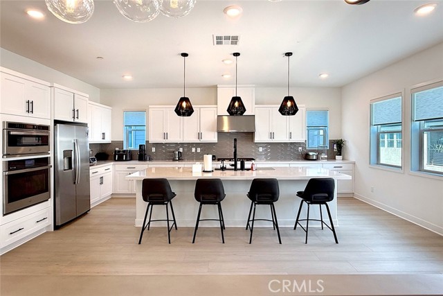 181 Abacus, Irvine CA: https://media.crmls.org/medias/cf641f68-0b90-49b0-9d73-763ecb1f71ef.jpg