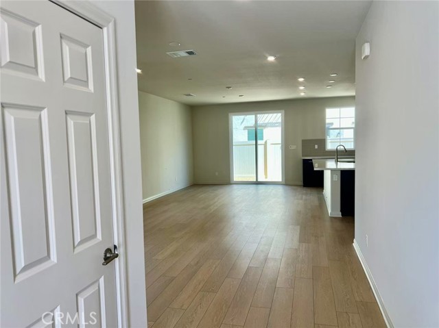 26592 Ashley Road, Menifee CA: https://media.crmls.org/medias/cf64325b-a9ca-4d34-8289-9d9be8e672c1.jpg