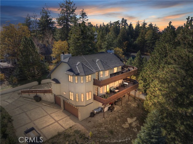 26077 Walnut Hills, Lake Arrowhead CA: https://media.crmls.org/medias/cf6487fa-7d7c-4b07-b395-ae67c97b60d8.jpg