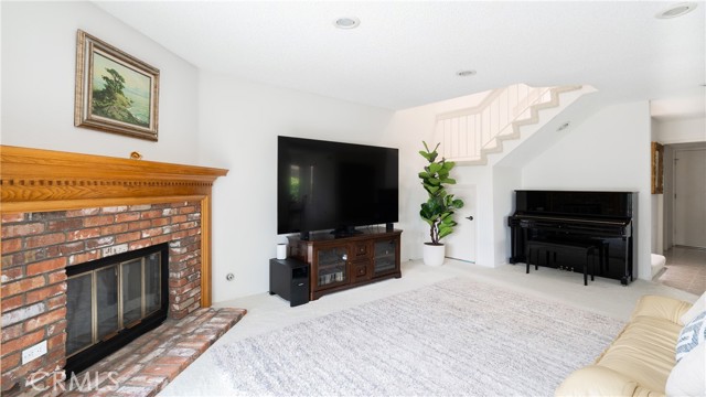 19448 Crystal Ridge Lane, Porter Ranch CA: https://media.crmls.org/medias/cf653d6f-3dc1-480a-8971-c352c97d94f7.jpg