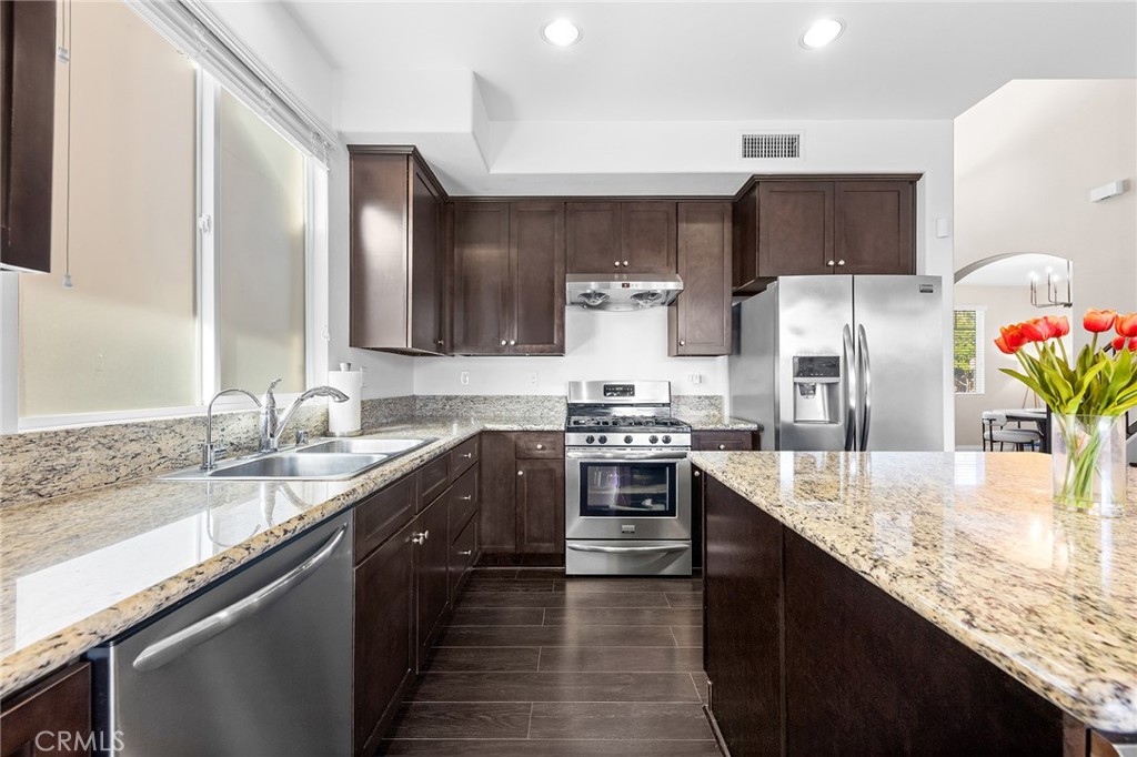 MLS #CV25262538 image #14