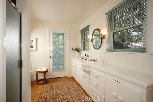 Detail Gallery Image 11 of 33 For 2057 Oakwood St, Pasadena,  CA 91104 - 2 Beds | 1 Baths