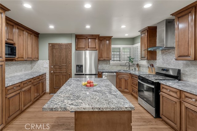 Detail Gallery Image 15 of 50 For 10624 S 6th, Inglewood,  CA 90303 - 4 Beds | 2 Baths