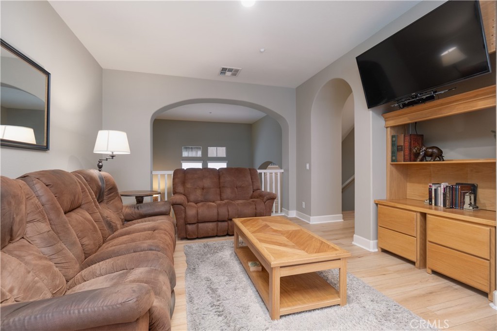 MLS #IG25198681 image #13