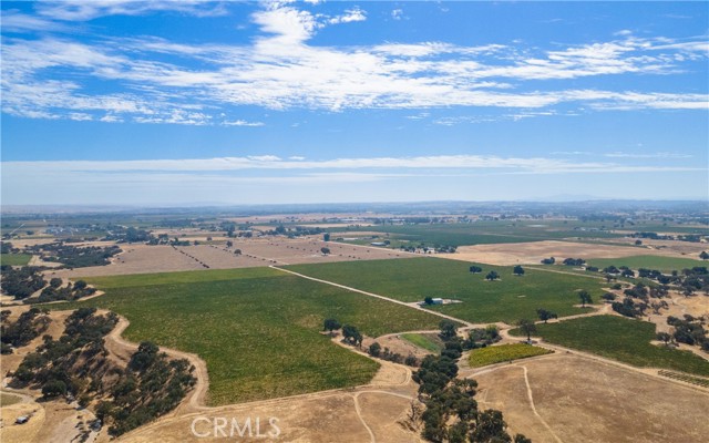 Detail Gallery Image 1 of 14 For 1600 Adobe Road, Paso Robles,  CA 93446 - – Beds | – Baths