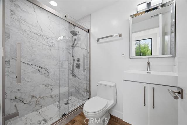 Detail Gallery Image 38 of 58 For 6565 Pickwick, Los Angeles,  CA 90042 - 3 Beds | 2/1 Baths