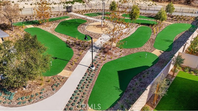 Detail Gallery Image 36 of 41 For 24339 Calle La Roca, Valencia,  CA 91354 - 4 Beds | 4/1 Baths