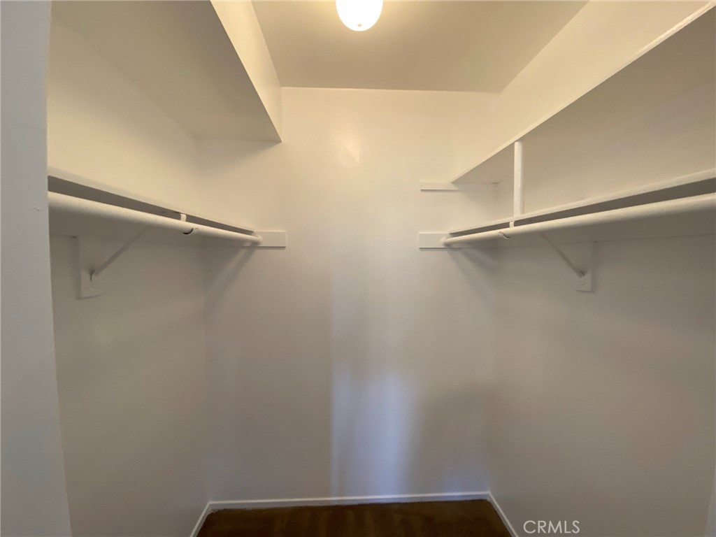 https://media.crmls.org/medias/cf683716-6fea-4692-b9c8-6cef7d1dab9e.jpg?preset=X-Large