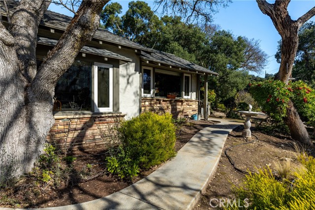 Detail Gallery Image 4 of 66 For 8275 Curbaril Ave, Atascadero,  CA 93422 - 3 Beds | 2 Baths