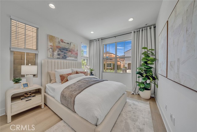 162 Somera, Irvine CA: https://media.crmls.org/medias/cf689fd9-8a5e-4b4a-b115-b5725fd6301d.jpg