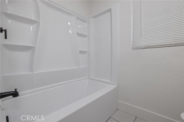 Detail Gallery Image 17 of 35 For 3803 E Clinton Ave, Fresno,  CA 93703 - 3 Beds | 1 Baths