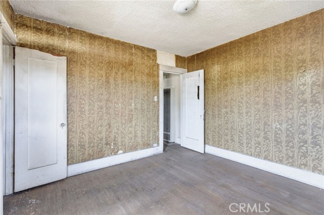 Detail Gallery Image 16 of 16 For 2064 Myrtle, Long Beach,  CA 90806 - 2 Beds | 1 Baths