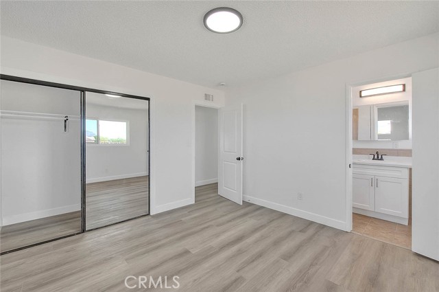 Detail Gallery Image 22 of 44 For 20916 Thunderbird Rd, Apple Valley,  CA 92307 - 3 Beds | 2 Baths