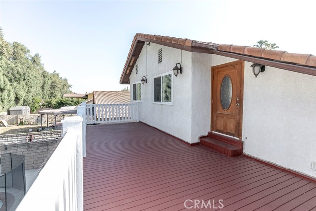 10670 Deering Avenue, Chatsworth CA: https://media.crmls.org/medias/cf6add78-322b-44fd-a0a3-1a0c98531a72.jpg