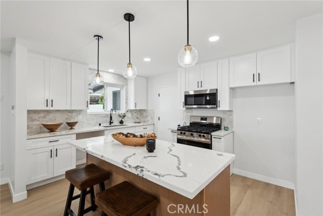 Detail Gallery Image 5 of 21 For 18263 Lanaca St, La Puente,  CA 91744 - 3 Beds | 2 Baths