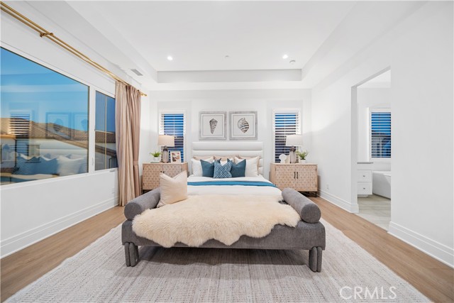101 Lustro, Irvine CA: https://media.crmls.org/medias/cf6c830e-c0b4-40ab-87a5-ef0da6fd53c6.jpg