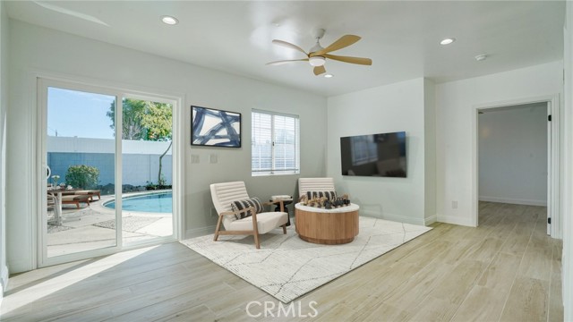 Detail Gallery Image 36 of 65 For 24306 Gilmore St, West Hills,  CA 91307 - 4 Beds | 2 Baths