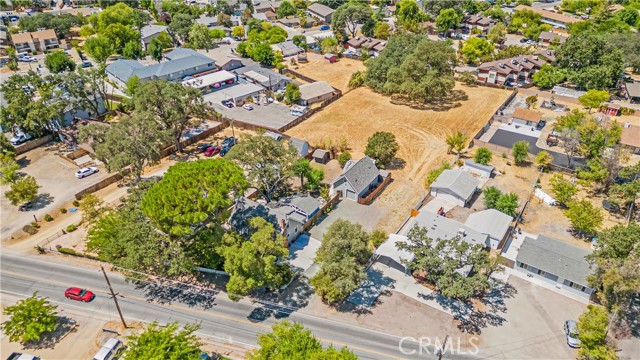 Detail Gallery Image 2 of 46 For 8955 Curbaril Ave, Atascadero,  CA 93422 - 4 Beds | 1/1 Baths
