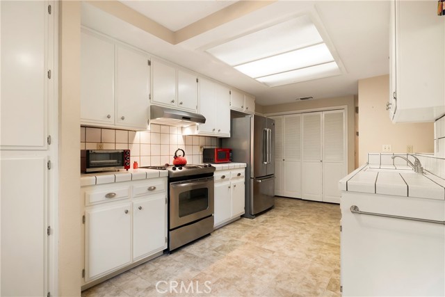 Detail Gallery Image 12 of 56 For 512 Wilshire Ct Ct, Chico,  CA 95973 - 2 Beds | 2 Baths