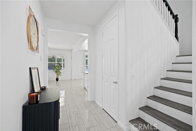 Detail Gallery Image 7 of 56 For 569 Overleaf, San Jacinto,  CA 92582 - 3 Beds | 4 Baths