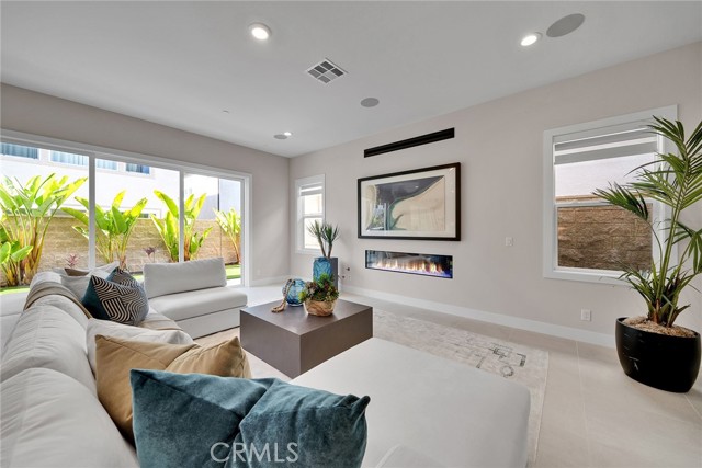 Detail Gallery Image 12 of 53 For 121 Mulberry, Lake Forest,  CA 92630 - 5 Beds | 5 Baths