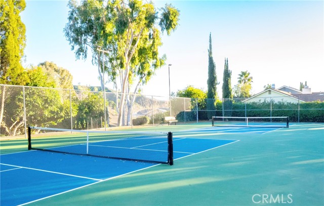 Detail Gallery Image 24 of 24 For 27626 Saffron Ln, Saugus,  CA 91350 - 3 Beds | 2 Baths