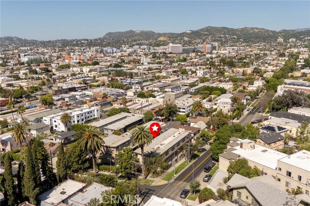 Detail Gallery Image 42 of 43 For 4005 Monroe St #8,  Los Angeles,  CA 90029 - 2 Beds | 2/1 Baths