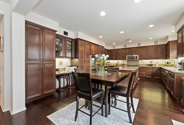 45798 Cloudburst Lane, Temecula CA: https://media.crmls.org/medias/cf6ea372-84f4-4f88-8815-23904cb5ebda.jpg
