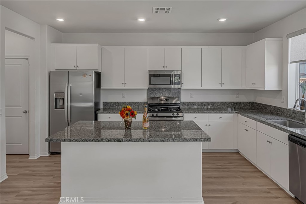 MLS #PW25247398 image #21