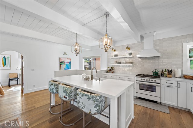 Detail Gallery Image 4 of 20 For 31577 Santa Rosa Dr, Laguna Beach,  CA 92651 - 2 Beds | 2 Baths