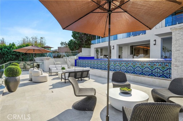 Detail Gallery Image 65 of 75 For 112 Kings Pl, Newport Beach,  CA 92663 - 6 Beds | 7/1 Baths