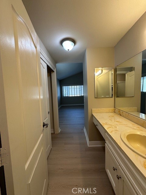 551 Martinique Place, Newbury Park CA: https://media.crmls.org/medias/cf701b2a-5677-47a9-9635-c1cb6b9b9fc2.jpg