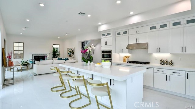 17413 Siena Ln, Fountain Valley CA: https://media.crmls.org/medias/cf7064d2-f558-4311-b373-314df77a2bbc.jpg