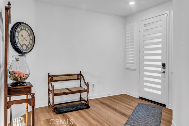 Image 4 of 47 For 26219 Silver Birch Drive