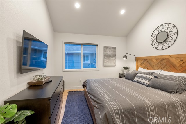 Detail Gallery Image 21 of 35 For 38994 Willow Landing, Big Bear Lake,  CA 92315 - 4 Beds | 3 Baths