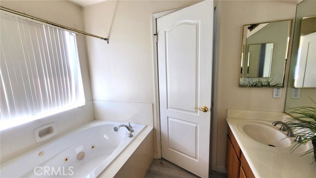 Detail Gallery Image 10 of 15 For 18312 Sunshine Ct, La Puente,  CA 91744 - 4 Beds | 2/1 Baths