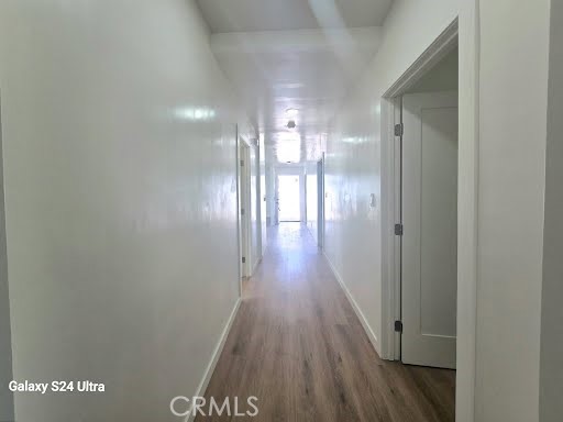 https://media.crmls.org/medias/cf72e629-59fb-43cd-94ed-6a5a5fb9af7e.jpg?preset=X-Large